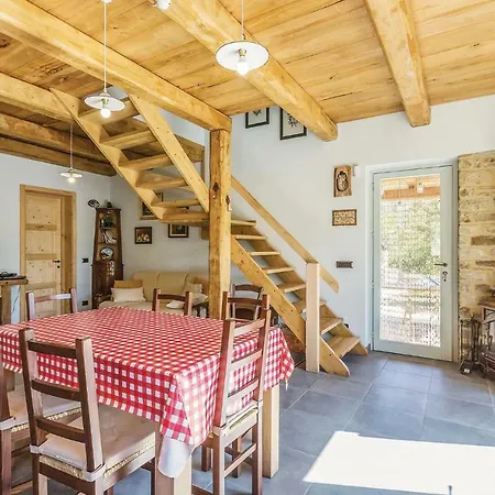 Nyaraló Challet Il Ginestrino